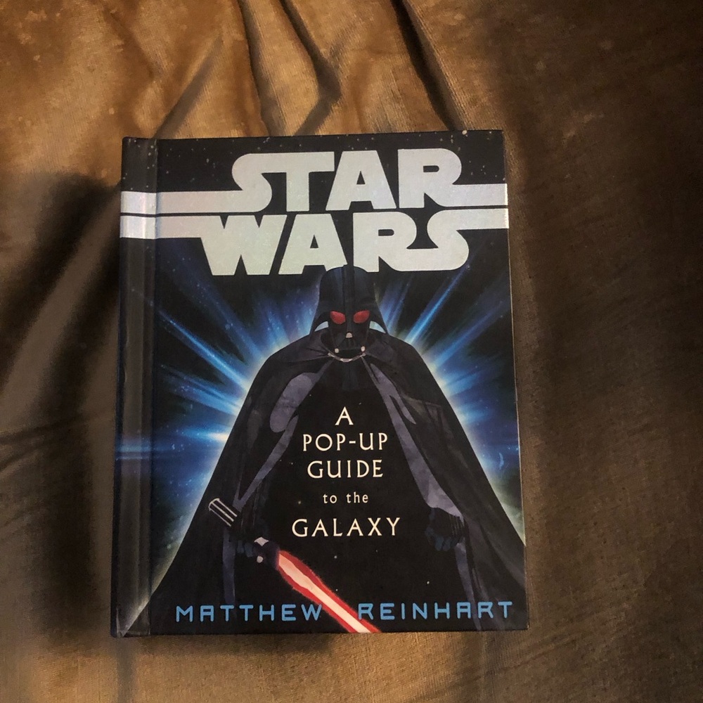 💫Star Wars Pop-Up Guide to the Galaxy Book- $30 or $25 w/offer 158A
